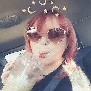 Meet your Posher, Pheonix